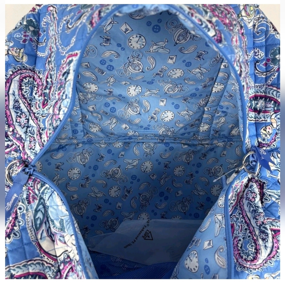 NWT Vera Bradley Disney Cinderella Paisley Large Travel Duffel - Picture 3 of 4